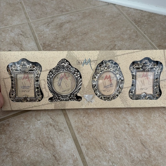 Vintage Other - set of 4 vintage 1996 Melannco silver-plated Victorian-style mini picture frames
